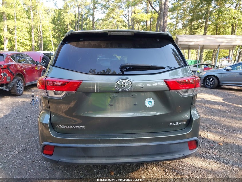 TOYOTA HIGHLANDER - zdjęcie 16
