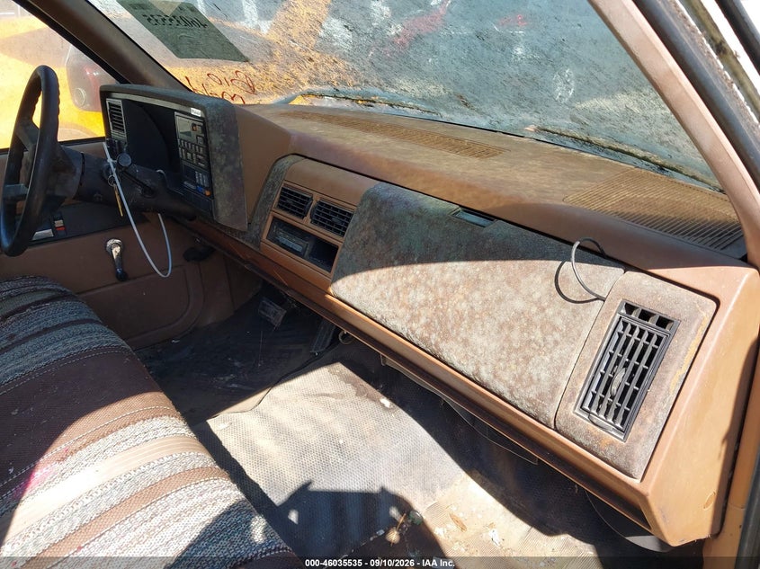 1991 GMC SIERRA auction photo 6