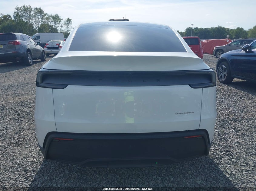 TESLA MODEL Y - zdjęcie 16