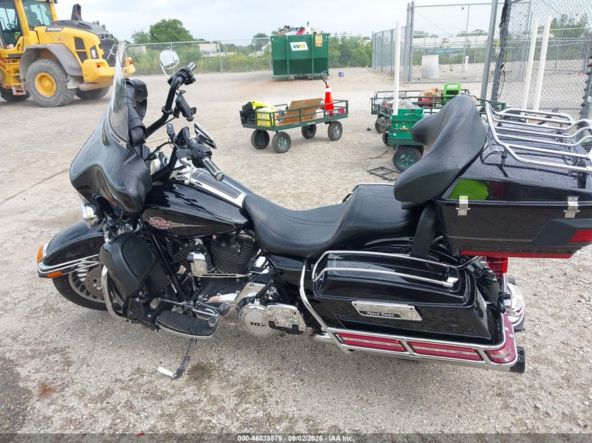 HARLEY-DAVIDSON FLHTC 2012