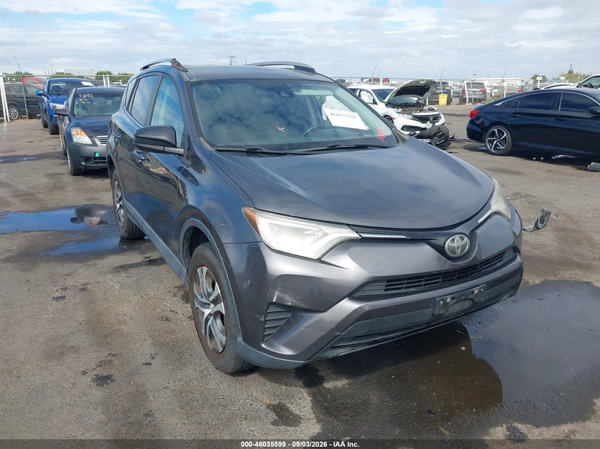 Vin: 2t3bfrev8hw563658, lot: 46535018, toyota rav4 le 2017 img_1