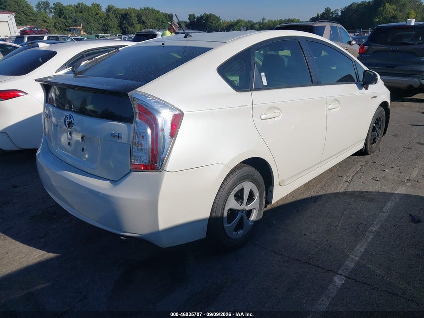 Vin: jtdkn3du6f0471328, lot: 46535126, toyota prius two 20154