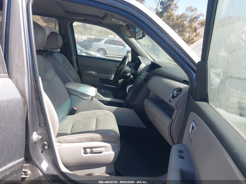 2011 HONDA PILOT auction photo 5