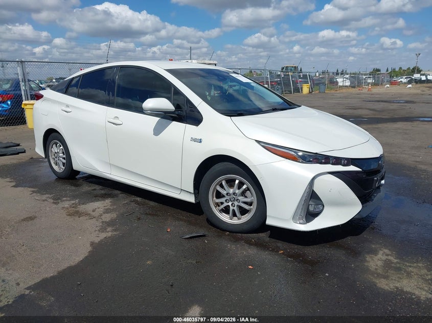 Vin: jtdkarfp8h3059595, lot: 46535216, toyota prius prime advanced 2017 img_1