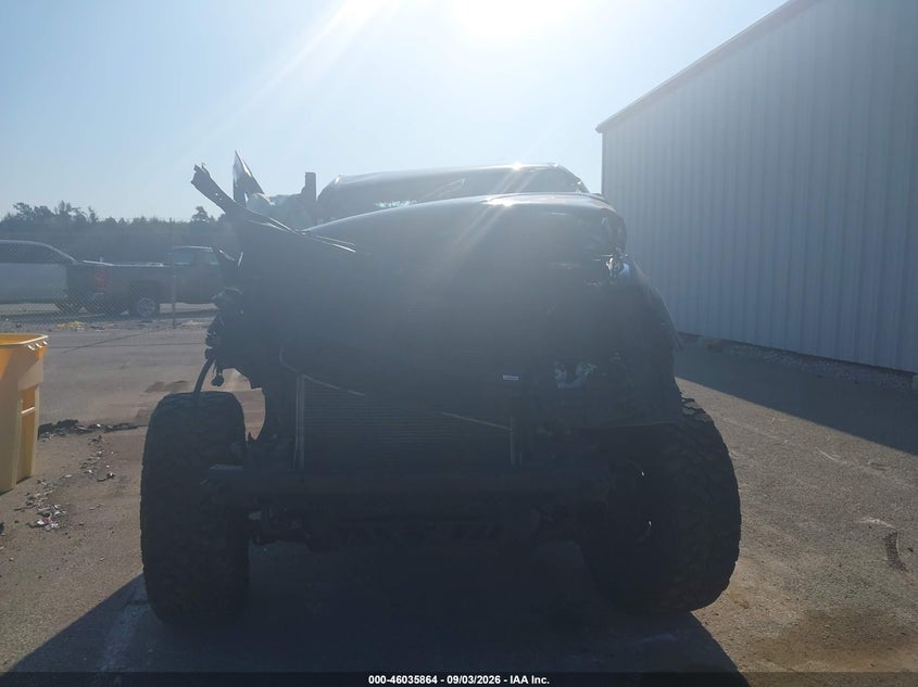 2019 NISSAN FRONTIER SV · Фото 13