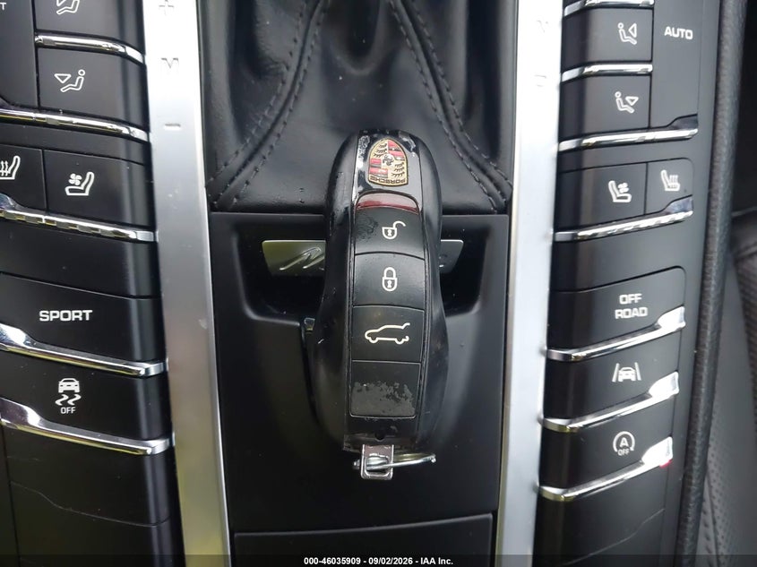 PORSCHE MACAN 2017 VIN WP1AB2A56HLB11794