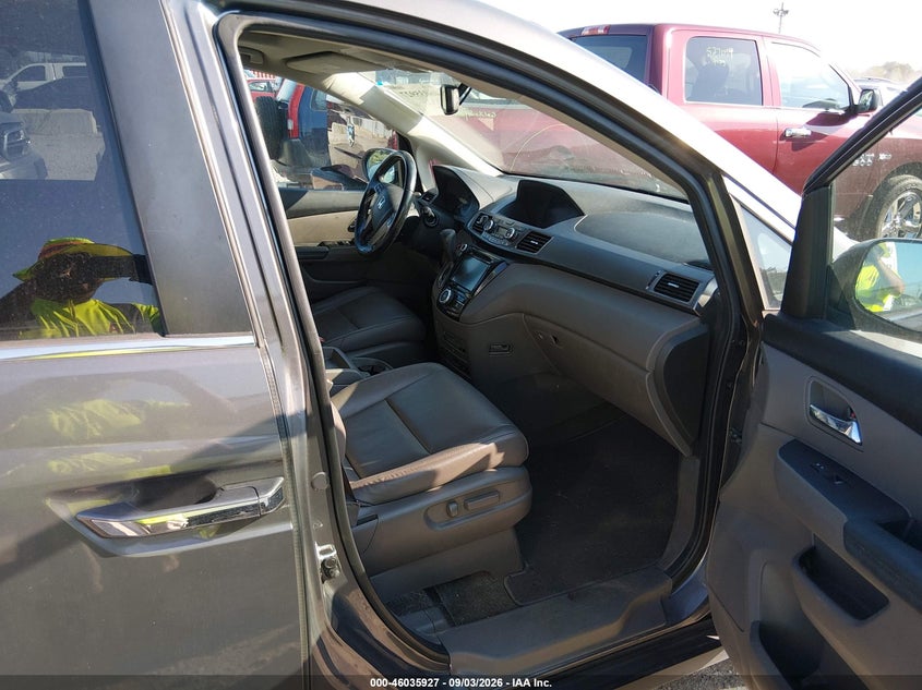 2014 HONDA ODYSSEY auction photo 5