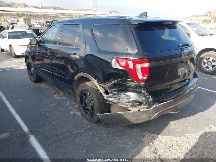 FORD UTILITY POLICE INTERCEPTOR 2017 VIN 1FM5K8AR0HGC57217