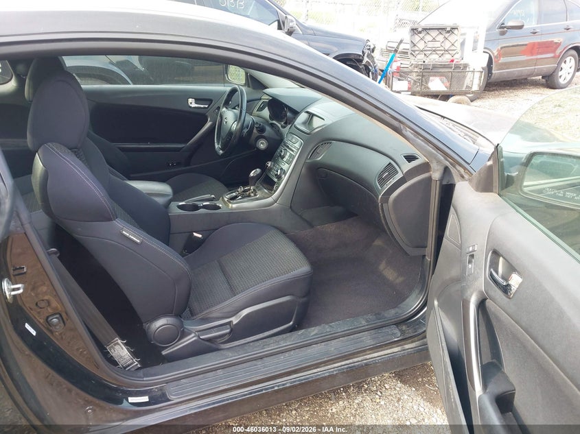 2011 HYUNDAI GENESIS auction photo 5