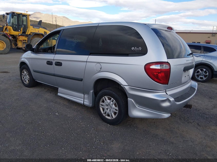 2005 DODGE GRAND CARAVAN auction photo 3