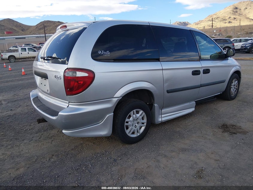 2005 DODGE GRAND CARAVAN auction photo 4