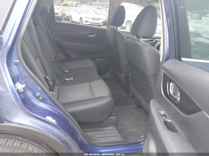 2018 NISSAN ROGUE auction photo 8