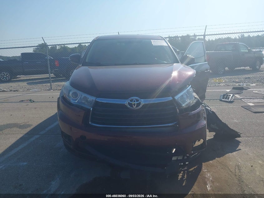 TOYOTA HIGHLANDER - zdjęcie 13
