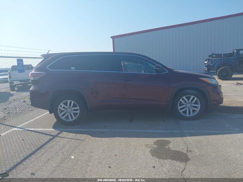 TOYOTA HIGHLANDER - zdjęcie 14