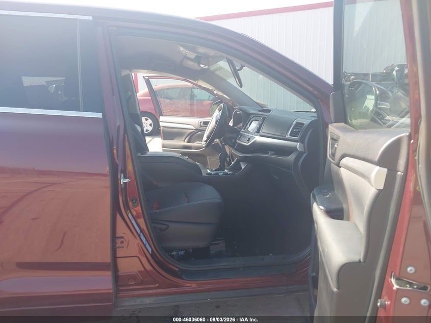 TOYOTA HIGHLANDER - zdjęcie 5