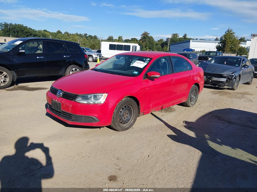 2011 VOLKSWAGEN JETTA auction photo 2