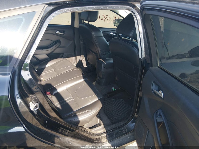 2014 FORD FOCUS auction photo 8