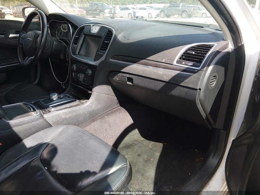 CHRYSLER 300 2015 VIN 2C3CCAAG5FH931673