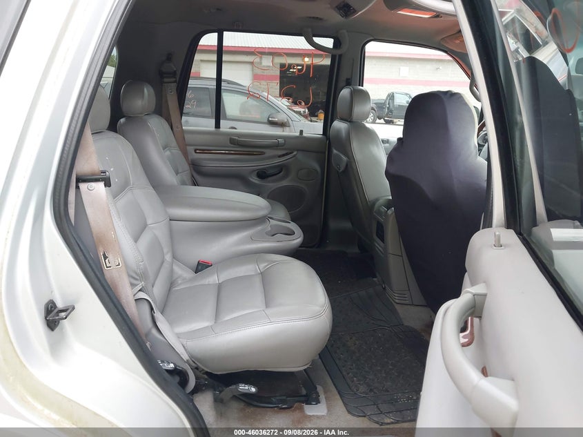 2000 LINCOLN NAVIGATOR auction photo 8