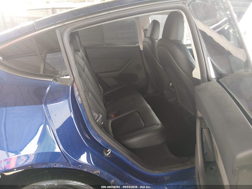 TESLA MODEL Y 2023 VIN 7SAYGDEEXPA144810