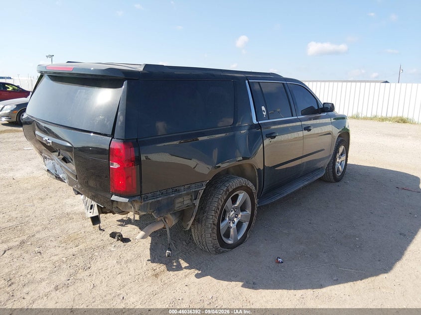 CHEVROLET SUBURBAN - zdjęcie 4