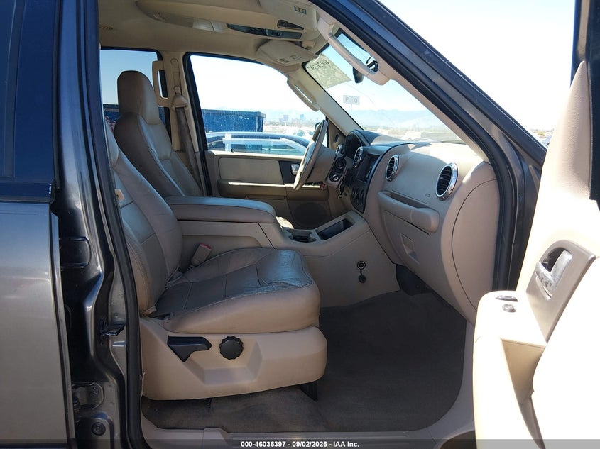 FORD EXPEDITION 2003 VIN 1FMPU16L03LC23390