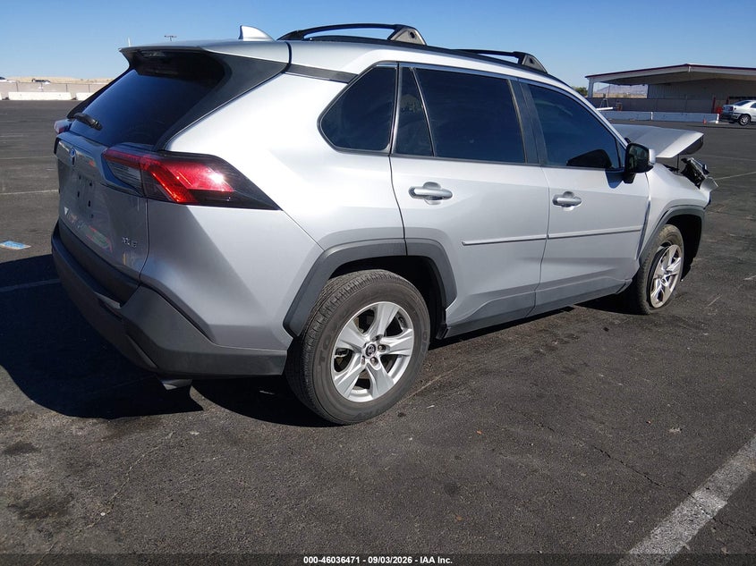 2020 TOYOTA RAV4 auction photo 4