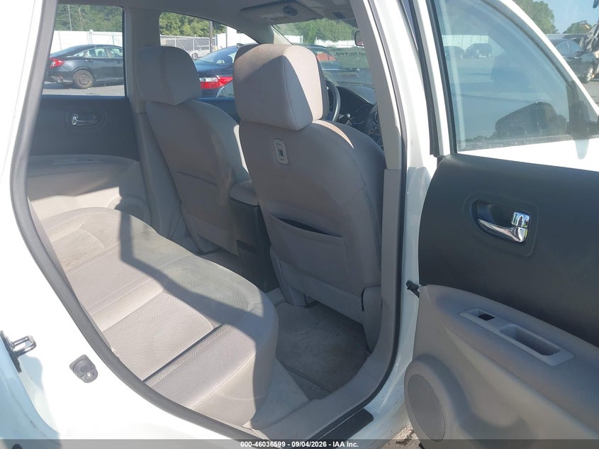 2013 NISSAN ROGUE auction photo 8