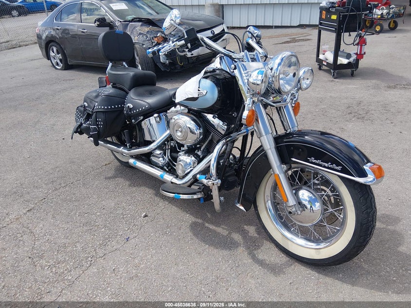 HARLEY-DAVIDSON FLSTC 2011