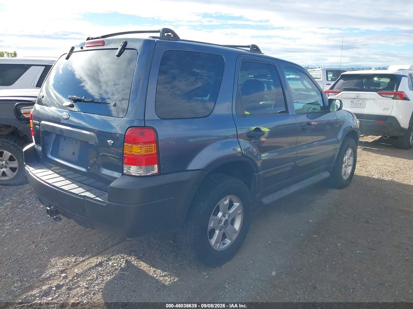 2005 FORD ESCAPE auction photo 4