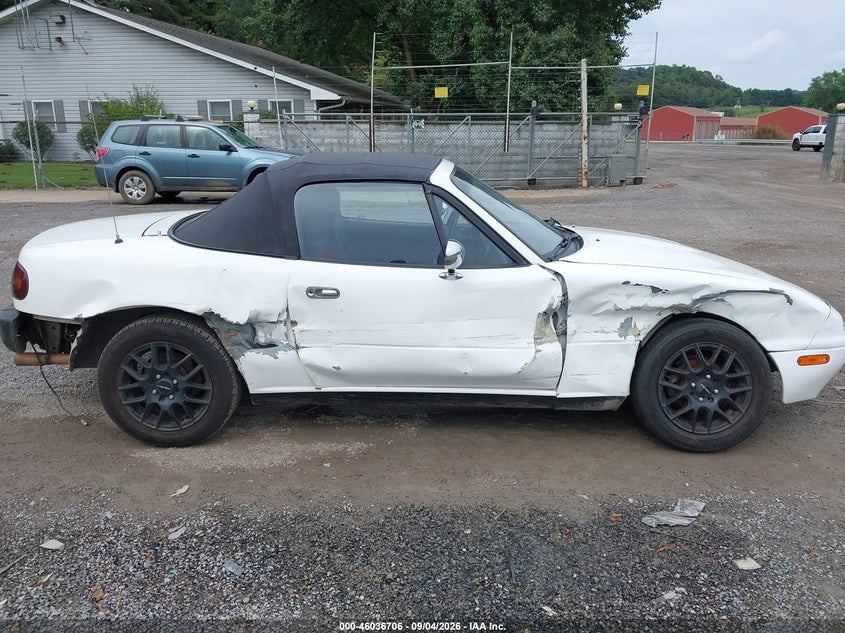 MAZDA MX-5 MIATA 1993 VIN JM1NA3517P0407085