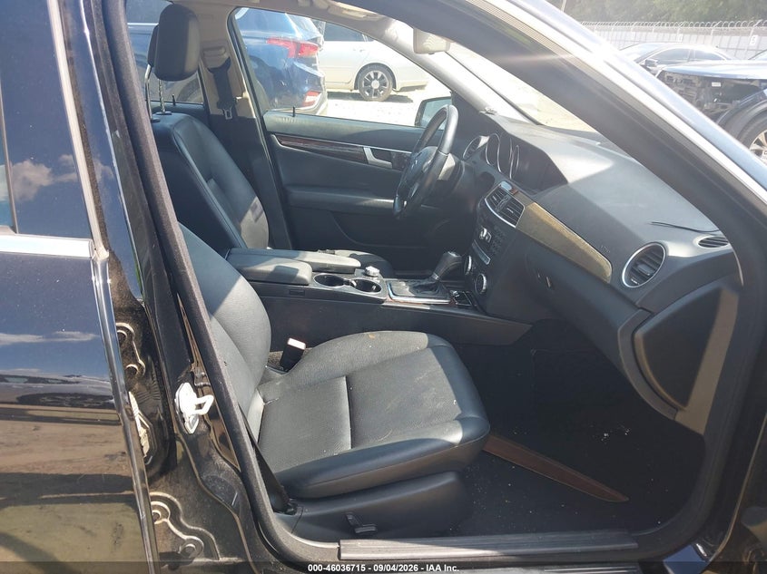 2014 MERCEDES-BENZ C 250 auction photo 5