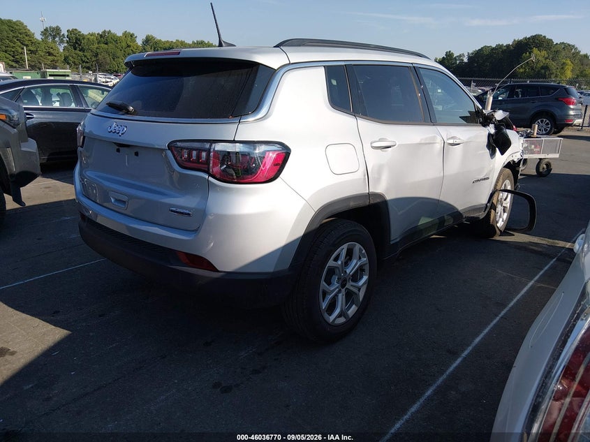 2025 JEEP COMPASS auction photo 4