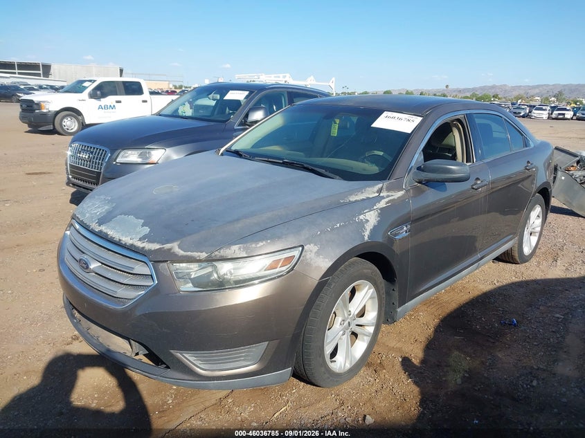 2015 FORD TAURUS auction photo 2