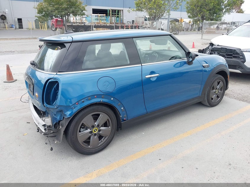 Vin: wmw13dj04p2t47134, lot: 46536478, mini se hardtop cooper 20234