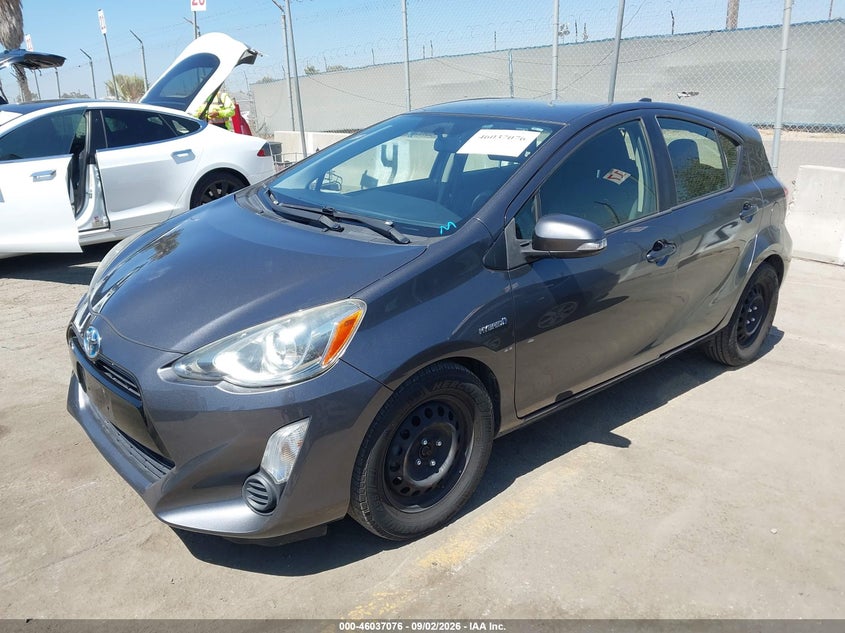 Vin: jtdkdtb38f1584480, lot: 46536495, toyota prius c two 20152