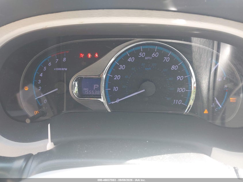 2012 TOYOTA SIENNA auction photo 7