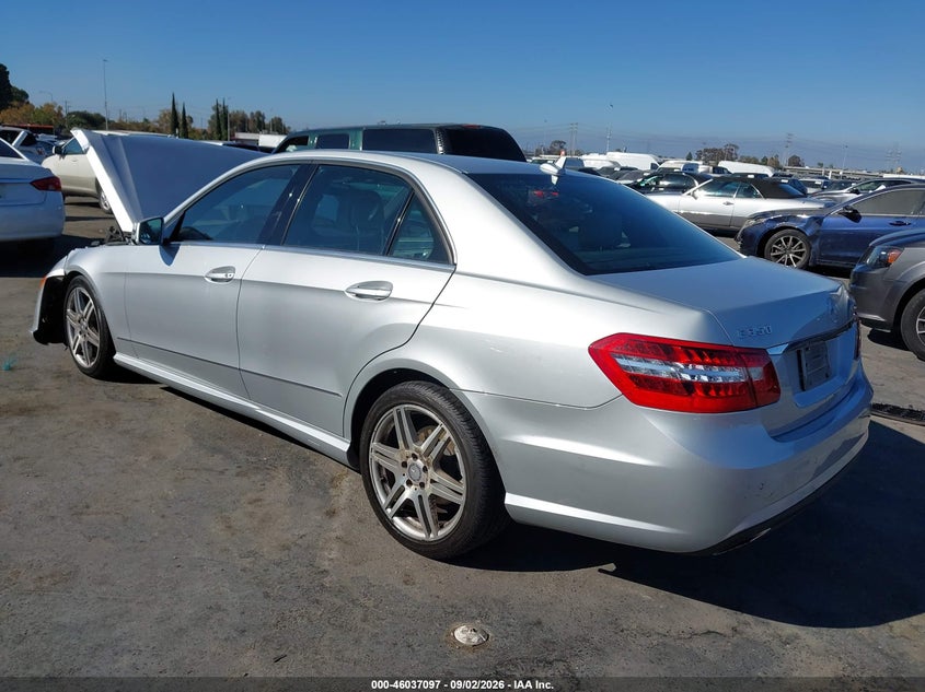 2011 MERCEDES-BENZ E 350 auction photo 3