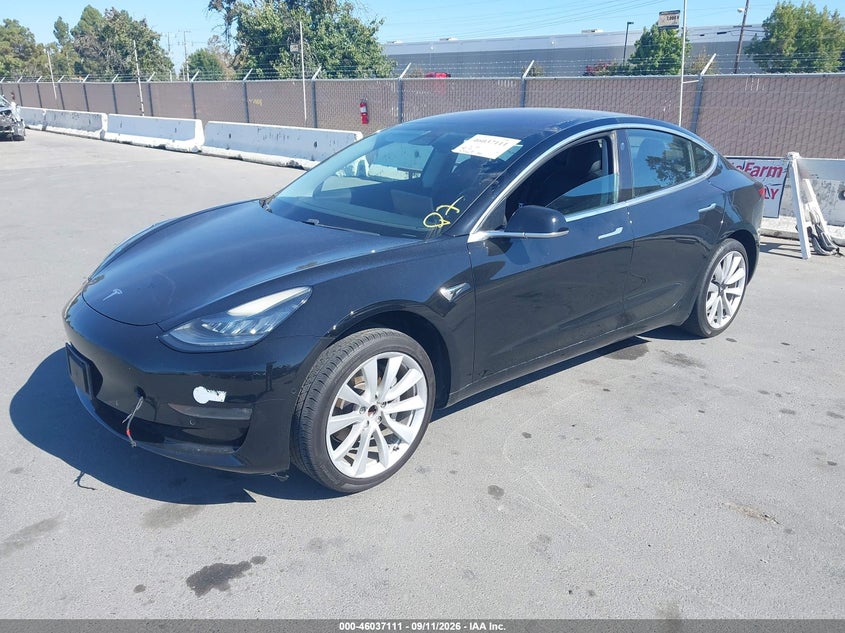 2018 TESLA MODEL 3 auction photo 2