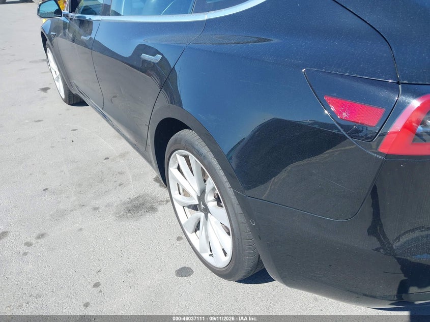 2018 TESLA MODEL 3 auction photo 6