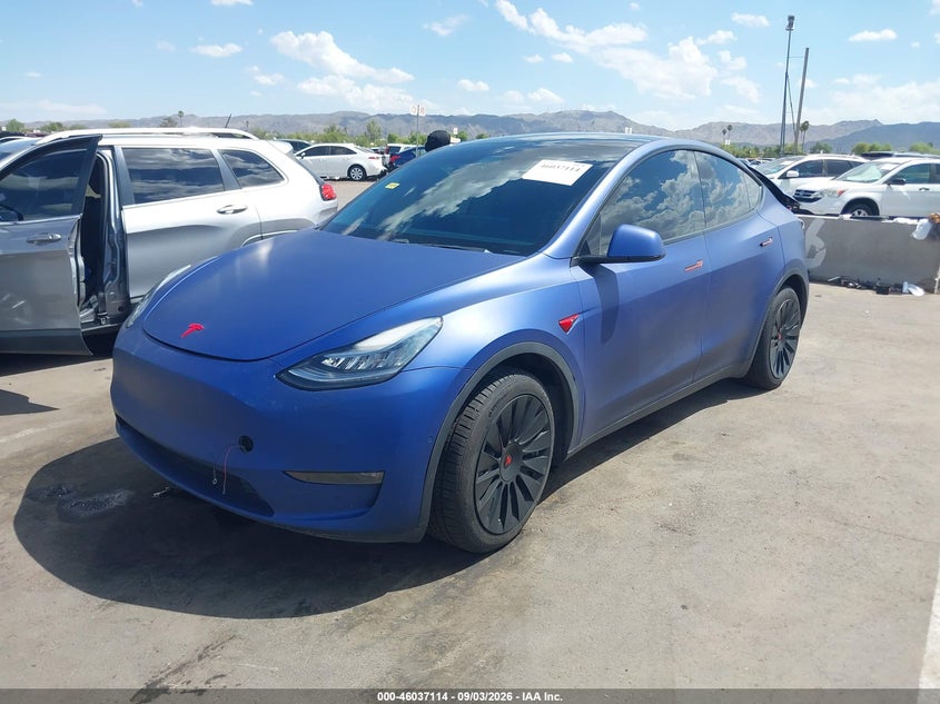 TESLA MODEL Y - zdjęcie 2