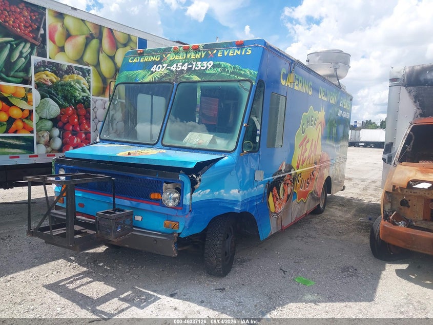 1997 GMC FOOD TRUCK auction photo 2