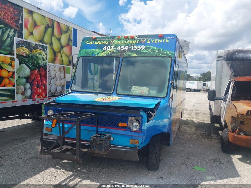 1997 GMC FOOD TRUCK auction photo 6