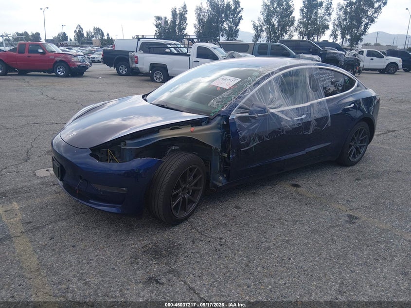 Vin: 5yj3e1ea6hf003049, lot: 46536636, tesla model 3 long range/standard 20172