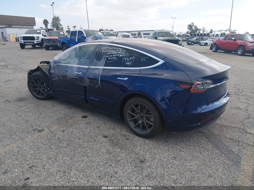 Vin: 5yj3e1ea6hf003049, lot: 46536636, tesla model 3 long range/standard 20173
