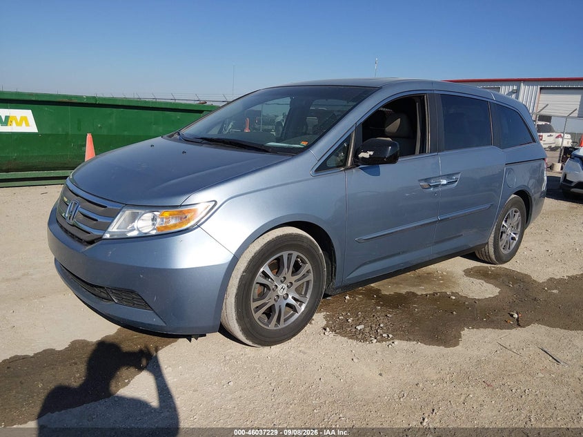 2011 Honda Odyssey, Правый зад, IAAI, VIN 5FNRL5H62BB011610 — фото 2