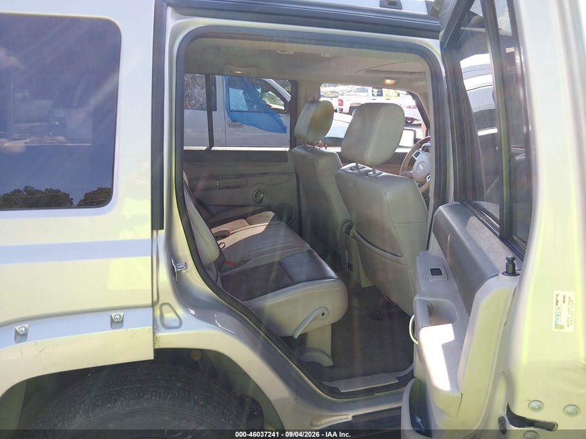 2008 JEEP COMMANDER OVERLAND · Фото 8