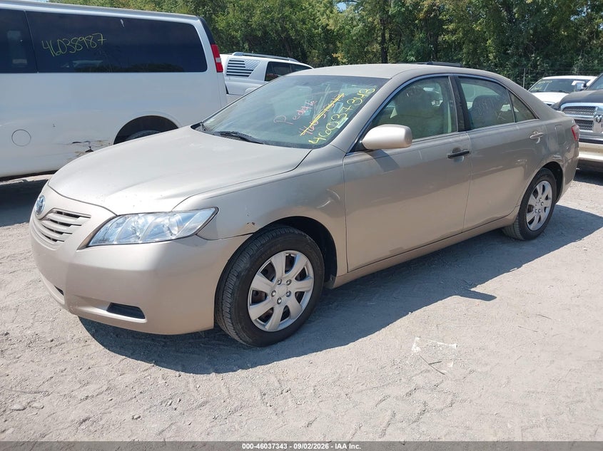 2009 TOYOTA CAMRY auction photo 2
