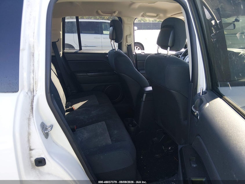 2011 JEEP COMPASS auction photo 8