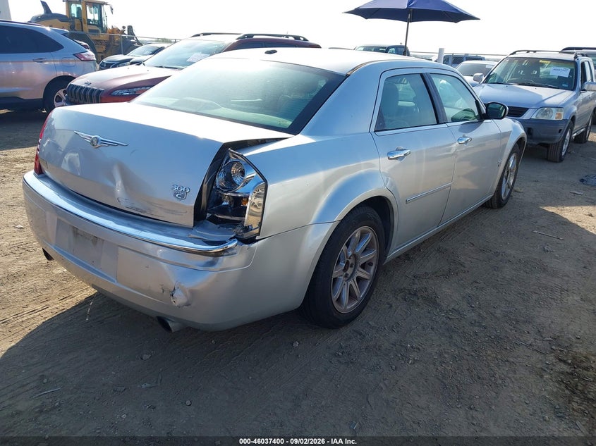2006 CHRYSLER 300C auction photo 4